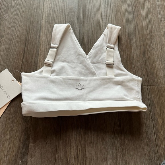 Beyond Yoga Spacedye Criss Crossover Maternity Nursing Bra in Cloud White - Picture 7 of 10